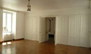 Appartement 6 Pièces 142 m² à louer à Cognac (16100)