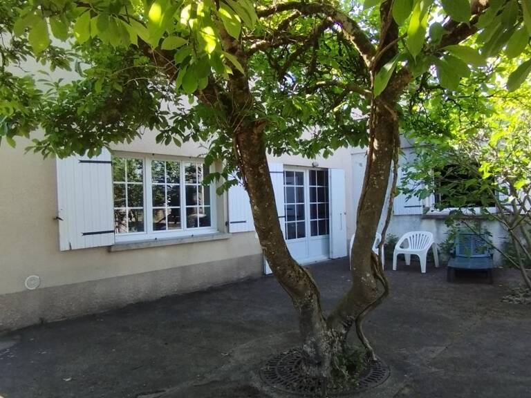 Maison de campagne 5 chambres – Grand terrain, dépendances, jardin et serre — photo 1