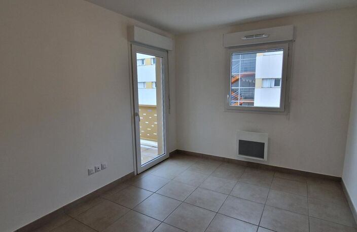 APPARTEMENT T3 PARFAIT ETAT AVEC TERRASSE — photo 5