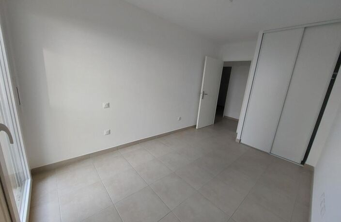 APPARTEMENT T3  DE 67 M² AVEC JARDIN — photo 5