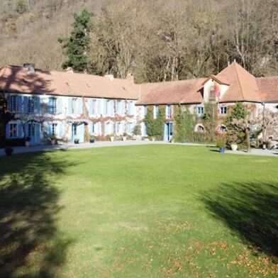 Maison 13 pièces 892500 €