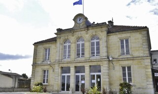 Terrain  960 m² à vendre à Saint-Caprais-de-Bordeaux (33880)