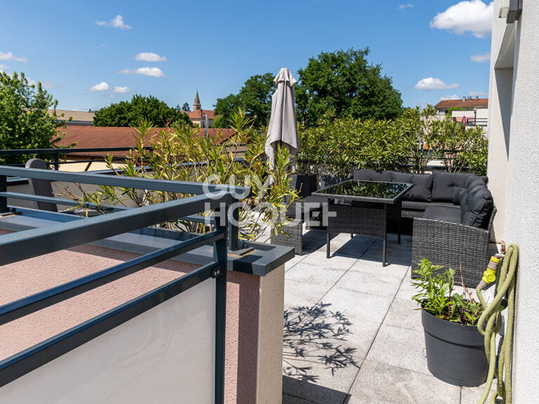 Superbe appartement avec terrasse et vue dégagée — photo 1