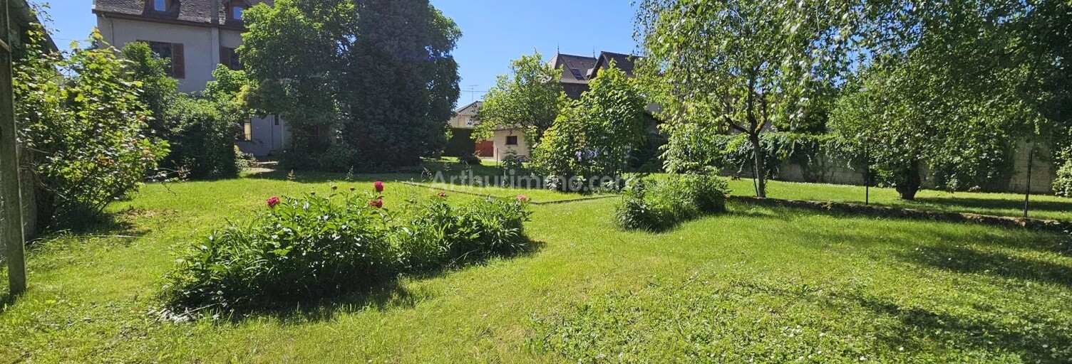 Immeuble  302 m² à vendre à Les Avenières Veyrins-Thuellin (38630)