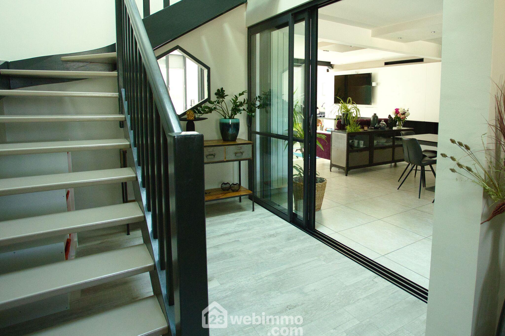 Photo Maison - 160m² - Nieul-sur-Mer image 1/4