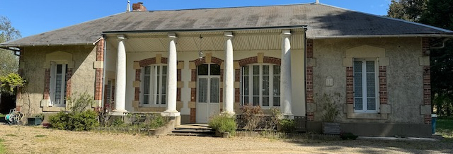 Maison 7 Pièces 187 m² à vendre à Saint-Martin-Lars-en-Sainte-Hermine (85210)