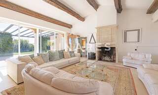 Maison 7 Pièces 570 m² à vendre à Saint-Cyr-sur-Mer (83270)