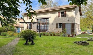 Maison 15 Pièces 367 m² à vendre à Villefagnan (16240)