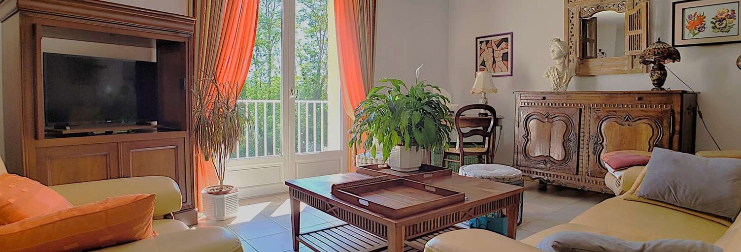 Maison 5 Pièces 117 m² à vendre à Saint-Pantaléon-de-Larche (19600)