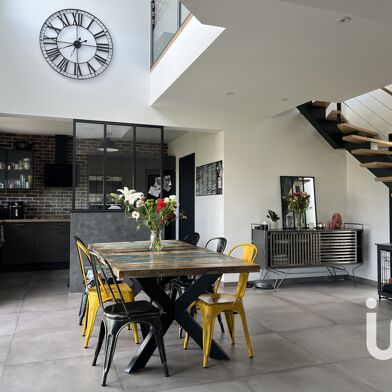 Maison 6 pièces 330000 €