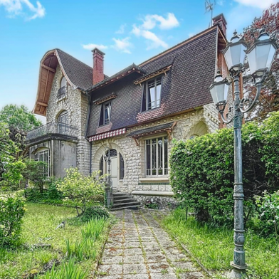 Maison 7 pièces 690000 €