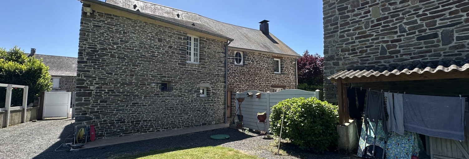 Maison 5 Pièces 203 m² à vendre à Saint-Sauveur-la-Pommeraye (50510)