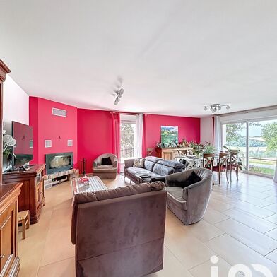 Maison 7 pièces 250000 €