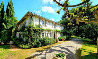 Maison 9 Pièces 229 m² à vendre à Saint-Julien-en-Born (40170)