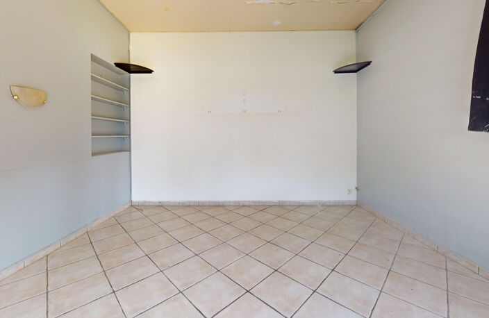 ESPRIT MAISON AVEC GRAND TERRAIN PRIVATIF — photo 4