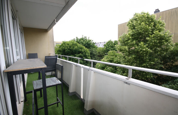 Exclusivité Reims place Luton appartement T 3 avec balcon — photo 2