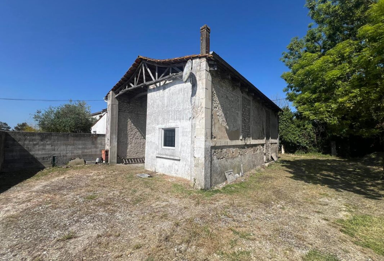 Grange en pierre commune de CORME ECLUSE (17) — photo 1