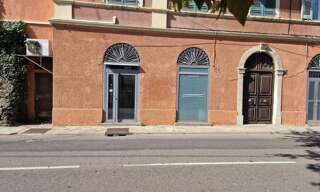 Commerce 1 Pièce 45 m² à louer à San-Martino-di-Lota (20200)