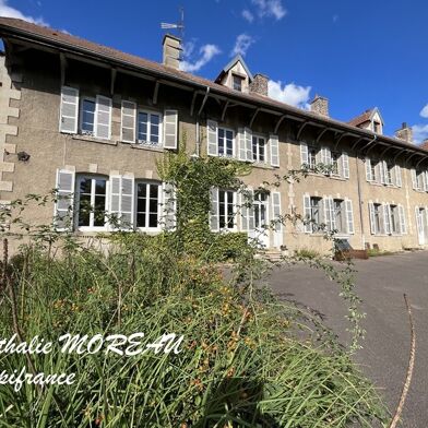 Maison 16 pièces 399000 €