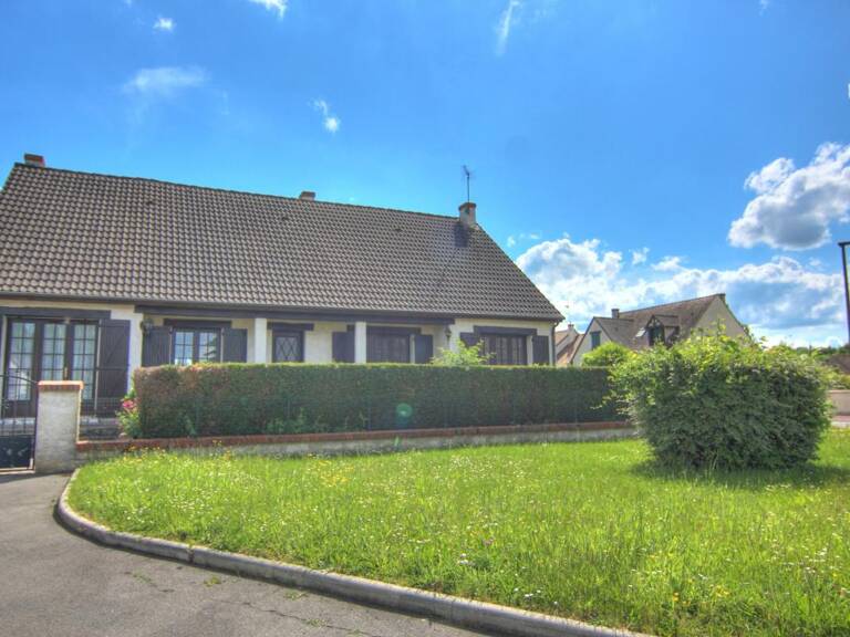 Maison À Vendre — photo 1