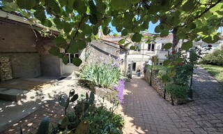 Maison 13 Pièces 222 m² à vendre à Le Gué-de-Velluire (85770)