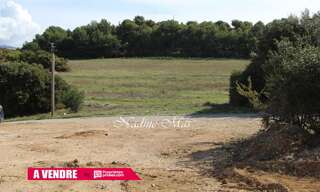 Terrain  1650 m² à vendre à Plan-d'Aups-Sainte-Baume (83640)