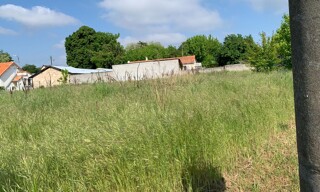 Terrain  1054 m² à vendre à Lencloître (86140)