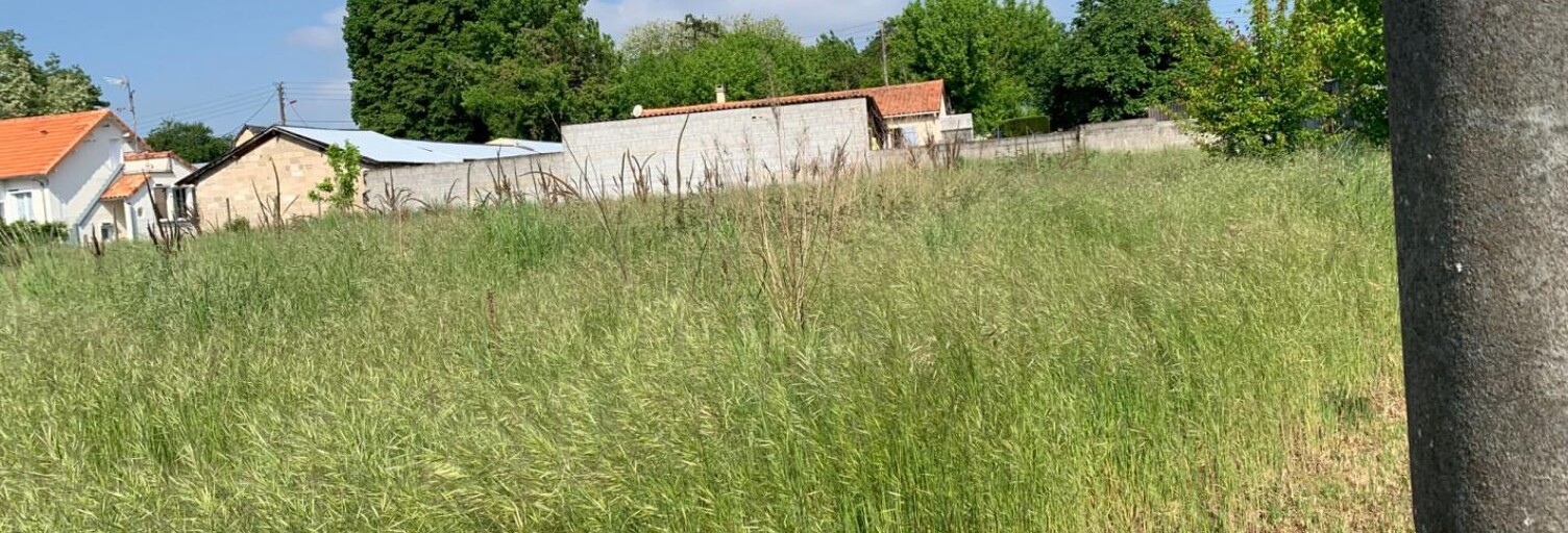 Terrain  1054 m² à vendre à Lencloître (86140)