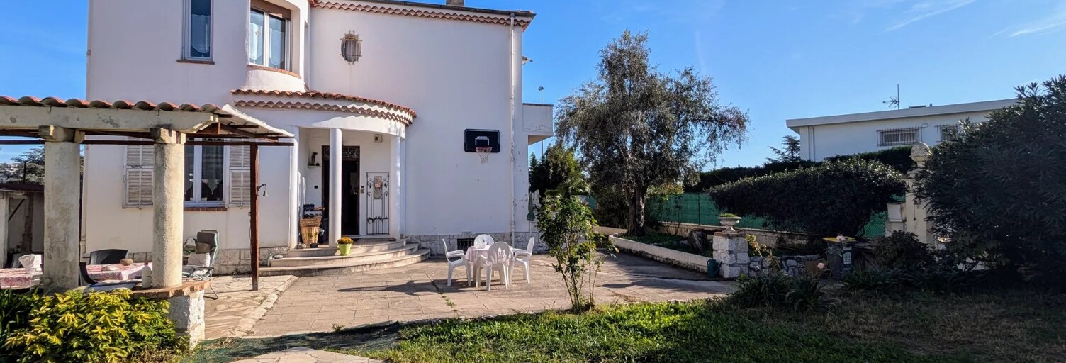 Maison 9 Pièces 251 m² à vendre à Saint-Laurent-du-Var (06700)