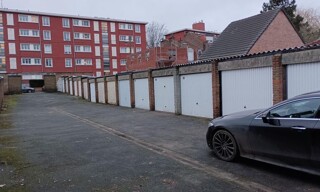 Garage  640 m² à vendre à Faches-Thumesnil (59155)