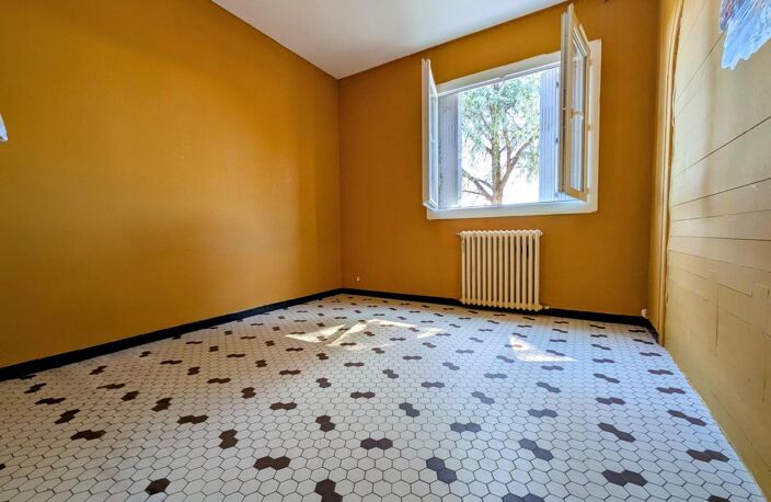 Vente maison 5 pièces 101 m² Capian (33550) — photo 4