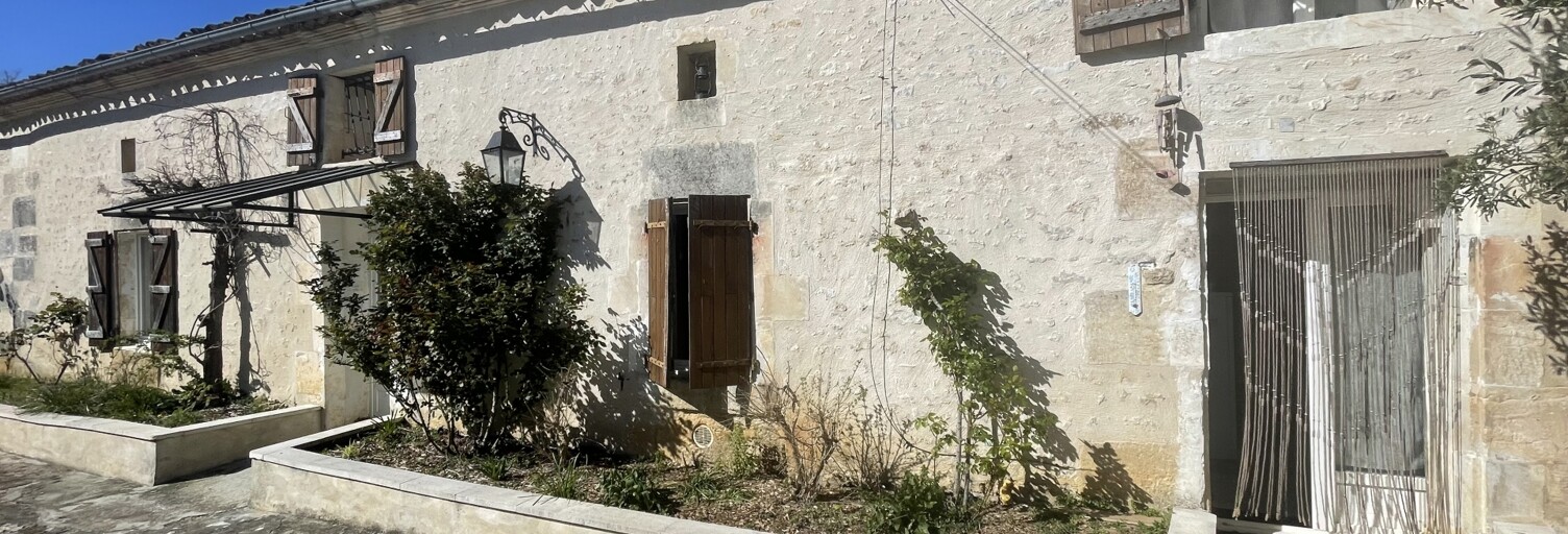 Divers 4 Pièces 752 m² à vendre à Mosnac-Saint-Simeux (16120)