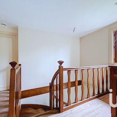 Maison 11 pièces 370000 €