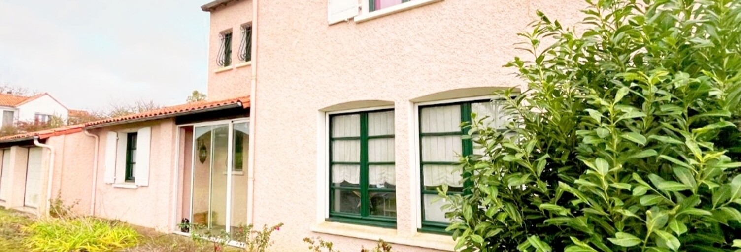 Maison 8 Pièces 190 m² à vendre à Niort (79000)