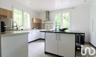 Maison 6 Pièces 200 m² à vendre à Coupiac (12550)