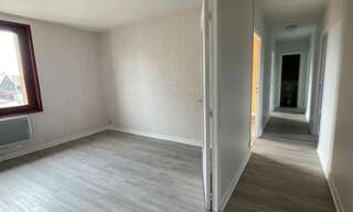 Immeuble  170 m² à vendre à Saint-Chély-d'Apcher (48200)
