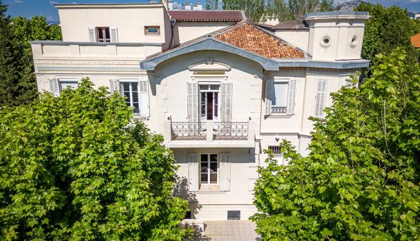 Villa / Maison 10 pièces  à vendre Marseille 8eme 13008