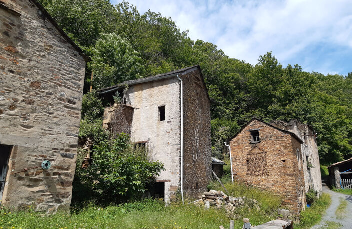 Ferme hameau à restaurer en pleine campagne — photo 2