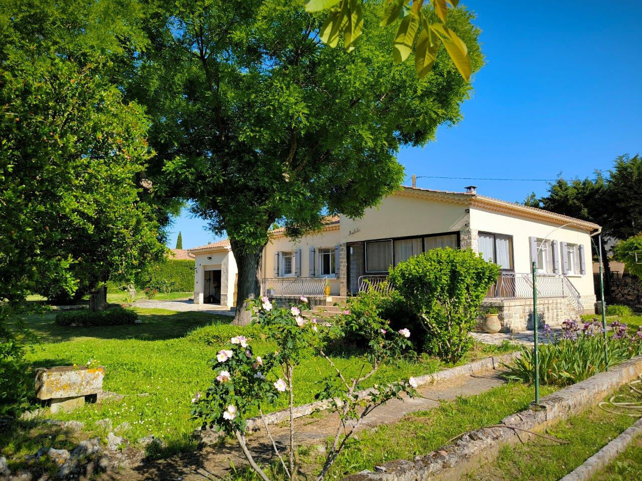 Villa / Maison  T5 à vendre Saint-Laurent-la-Vernède 30330