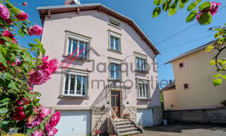 Maison 10 Pièces 211 m² à vendre à Lons-le-Saunier (39000)