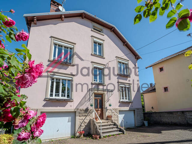 Maison Lons Le Saunier 10 pièce(s) — photo du bien