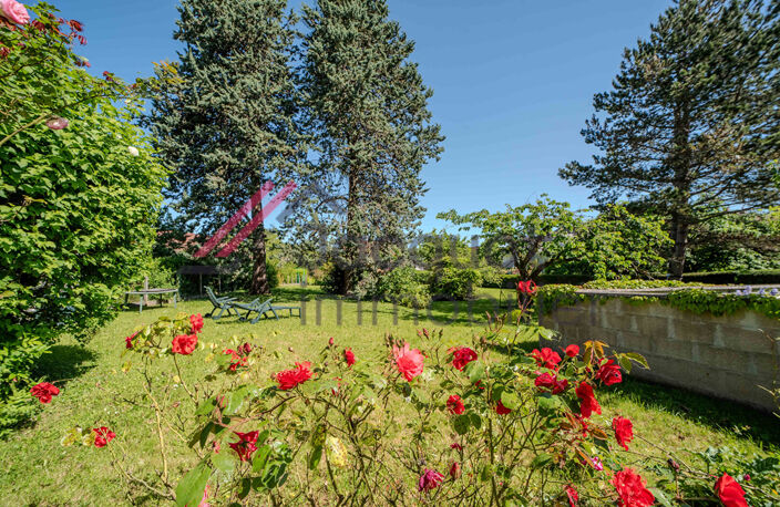 Maison Lons Le Saunier 10 pièce(s) — photo 4