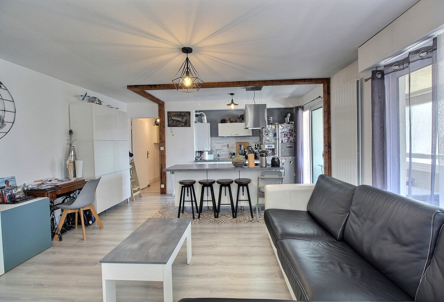 Appartement Begles - 4 pièce(s) - 80 m2 avec terrasse, cave e... — photo 1