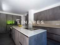 BEAUTIFUL FAMILY - Maison T8 de 349m2 + Jardin/Piscine + Garage — photo 4