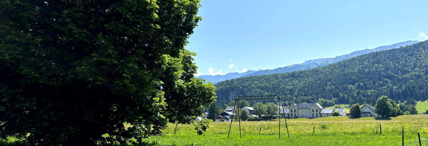 Terrain  1000 m² à vendre à Corrençon-en-Vercors (38250)