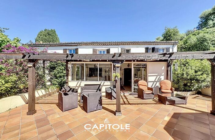 Antibes Résidentiel - Magnifique Bastide du 18ème siècle totalis — photo 3