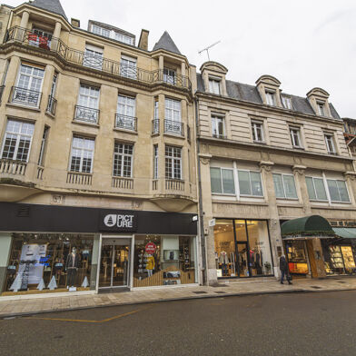 Appartement 5 pièces 440000 €