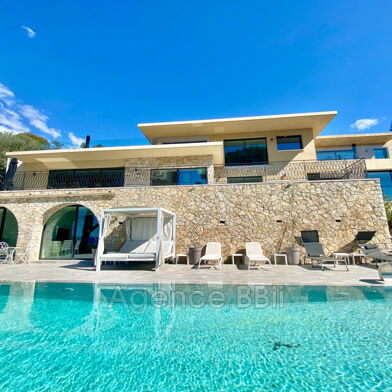 Maison 8 pièces 3500000 €