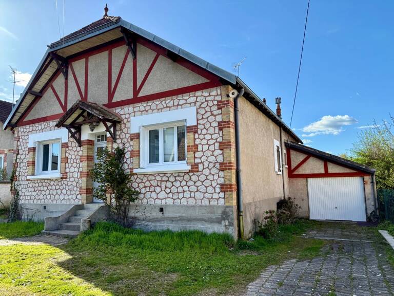 Maison   — photo 1