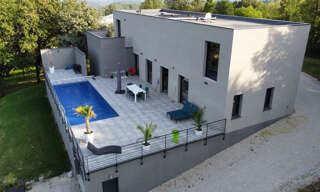 Maison 5 Pièces 200 m² à vendre à Saint-Pierre-Lafeuille (46090)